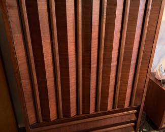 Mid-century dresser