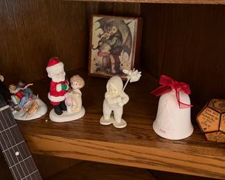Christmas figurines 