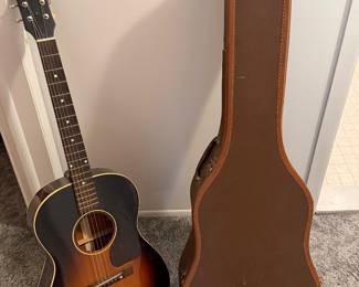 Gibson acoustic guitar LG-2