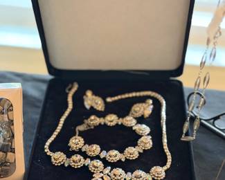 Jewelry, necklace 