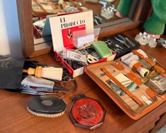 Vintage barber set