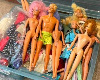 Vintage Barbie & Ken dolls / clothing