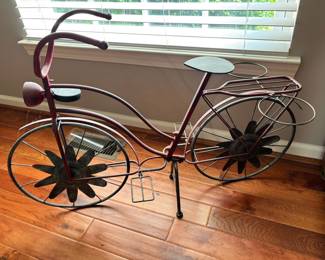 Metal plant stand
