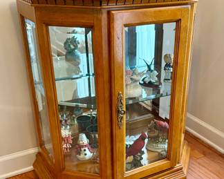 Curio cabinet