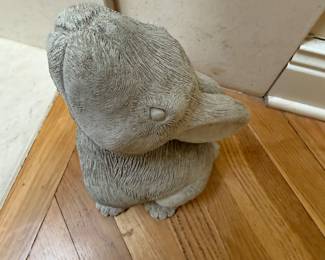 A funny bunny…chipped foot