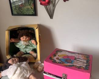 VIntage pink Barbie case with loads of clothing