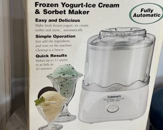 CUISINART ICE CREAM MACHINE