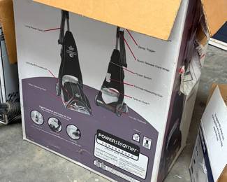 HOOVER VACCUM