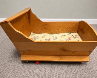 PINE CRADLE