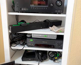 VHS PLAYER, DVD PLAYER, SOUND BAR