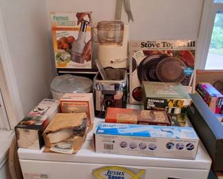 Vintage small appliances for the kitchen