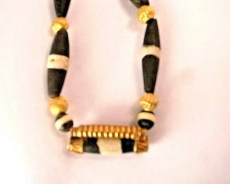 Ancient Glass Beads Gold Necklace, I mil BC