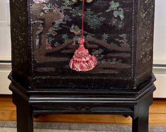 Antique Chinese Export Rice Box Featuring MOP Landscape Scenes Inlaid on Black Lacquer Surface