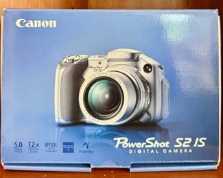 Canon PowerShot S2 IS