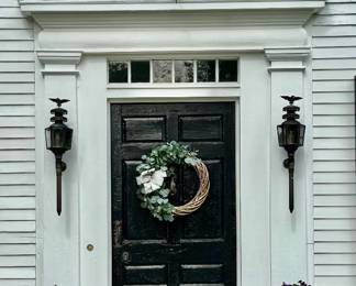 Welcome to this stunning Concord colonial home!