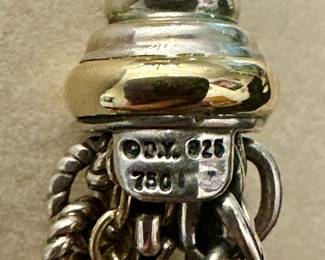 detail