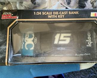 Racing Champions 1:24 Scale Die-Cast Bank - Lake Speed #15