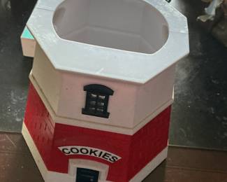 The Original Lighthouse Cookie Jar (1999) with Foghorn Noise and Light