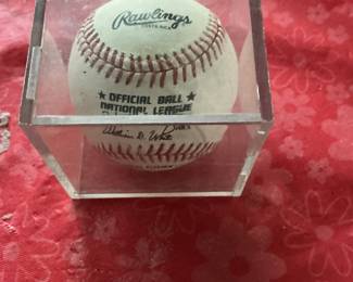 Official National League Baseball Signed by Tony Perez