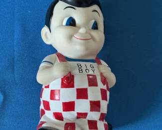 Vintage Bob's Big Boy Plastic Coin Bank