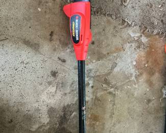 Black & Decker 20V MAX Cordless Pole Saw
