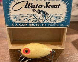 C.A. CLARK MFG CO “WATER SCOUT” FISHING LURE
