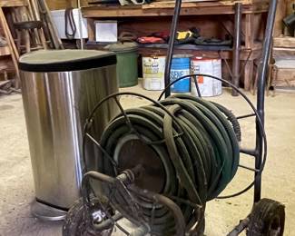 ROLLING HOSE REEL