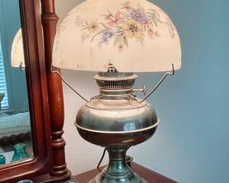 ELECTRIFIED HURRICANE LAMP WITH AS IS SHADE