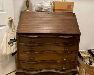 MAHOGANY SERPENTINE FRONT SLANT-TOP SECRETARY DESK