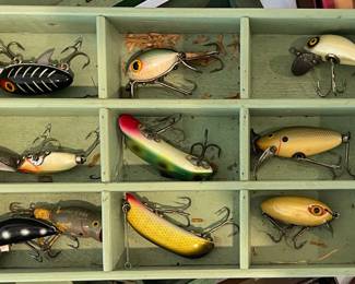 VINTAGE LURES