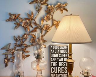 OIL LAMPS, BRASS LAMP, HOMCO SYROCO WALL DECOR