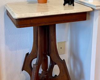 ANTIQUE EASTLAKE LAMP TABLE WITH MARBLE TOP