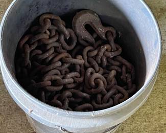 BUCKET OF CHAIN