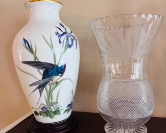 Franklin Porcelain The Meadowland vase / Edinburgh Thistle Crystal vase
