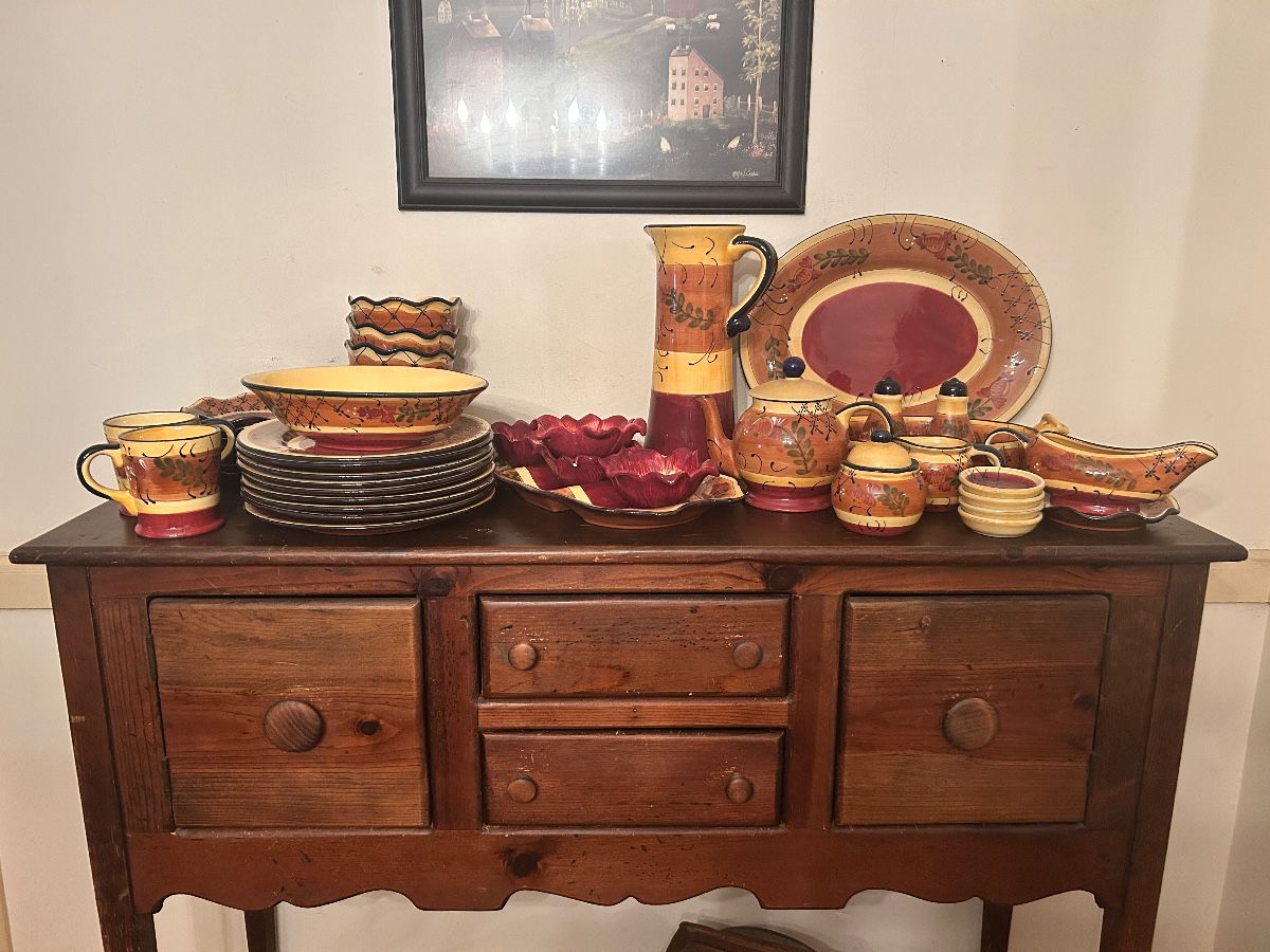 Full set of Ambiance Collections Romance by Nanette Vacher dishware