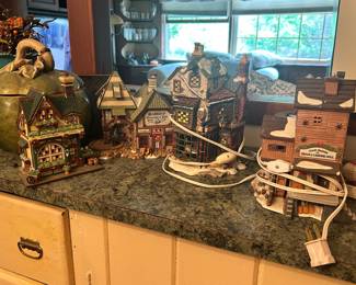 10+ Department 56 Dickens Village houses 