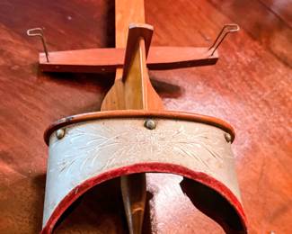 Antique stereoscope in main house