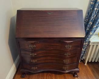 Winthrop desk