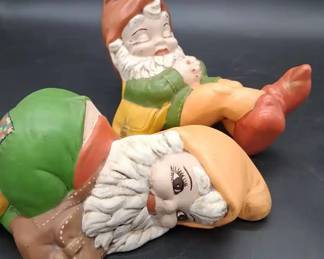 1981 Vintage Garden Statues