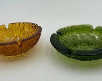 Lot Of 2 Soreno Anchor Hocking Heavy Glass Ashtrays With Textured Finish