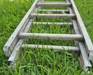 24 Foot Extension Ladder