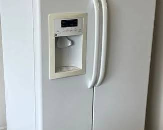 Ge Refrigerator