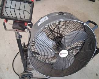 Utilitech 20in High Velocity Drum Fan With Work Light Works Great