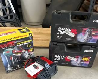Auto Tire Chains Portable Compressor Battery Charger