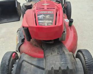 TroyBilt 21 selfpropelled lawn mower plus new blades