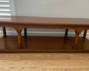 Ethan Allen Colonial Style Rectangular Coffee table, Maple Wood - Med Brown