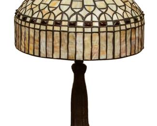 Curtain Border Stained Glass Lamp
