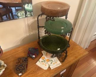 Plate Stand Plates, Ties