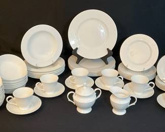 Classic White Lenox Dish Set