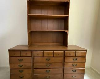 Dresser With Removable Hutch